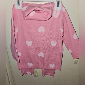 Kids Two Piece Pajamas w/ Heart Pattern